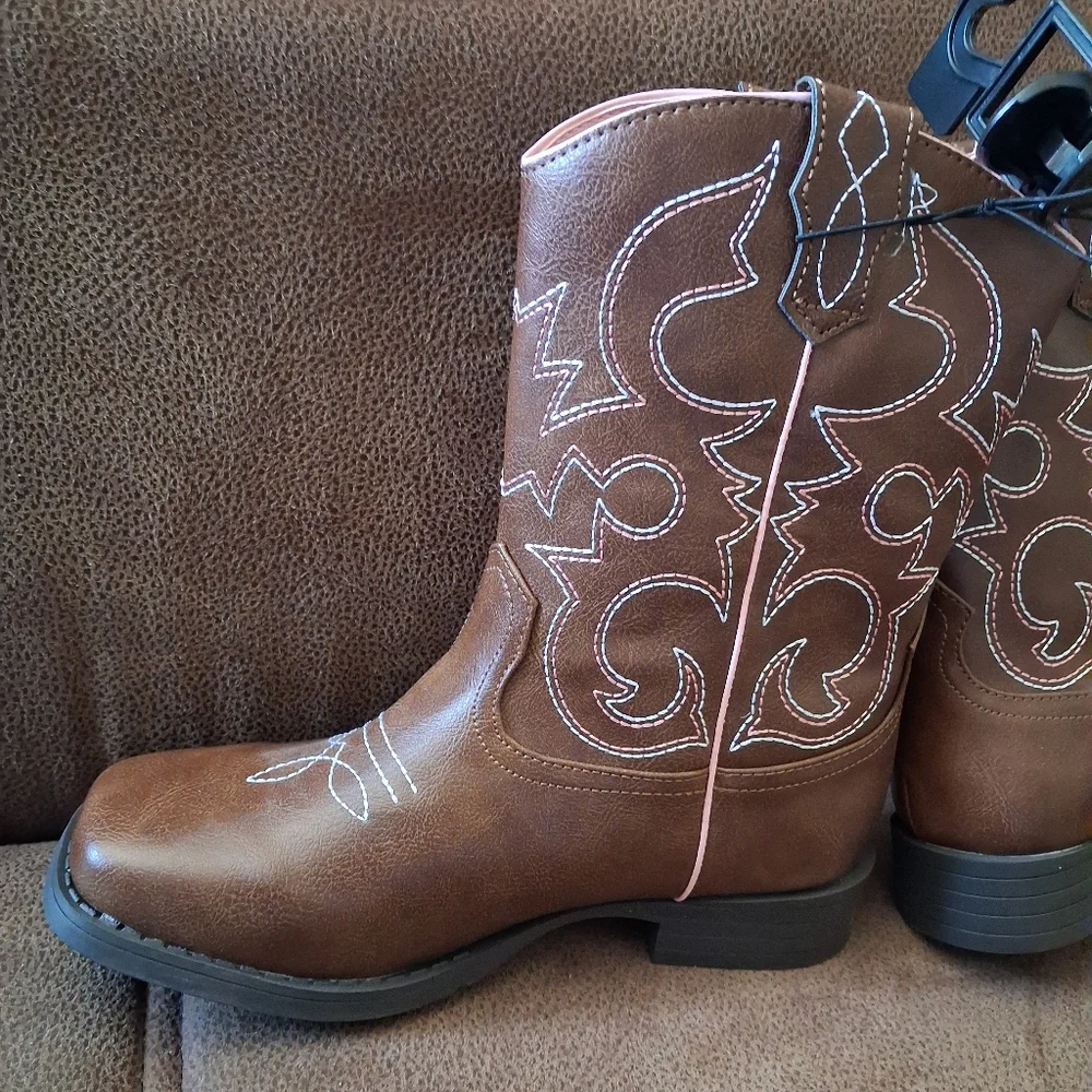 Wonder Nation Classic Brown Western Cowgirl Boots with Pink Trim Girls' Size 3